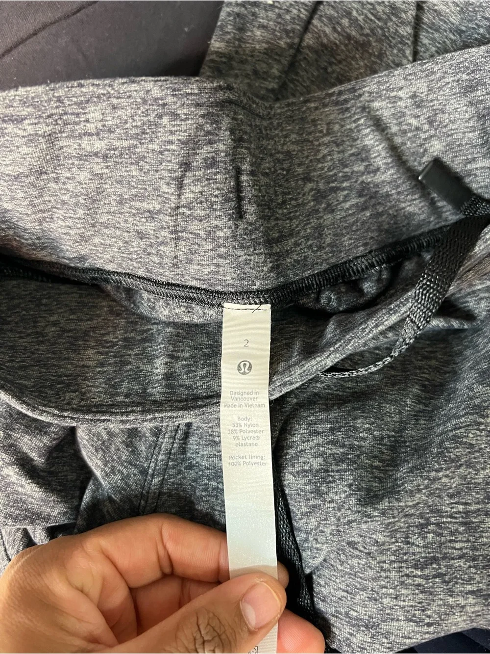 Lululemon joggers plus leggings size 2
